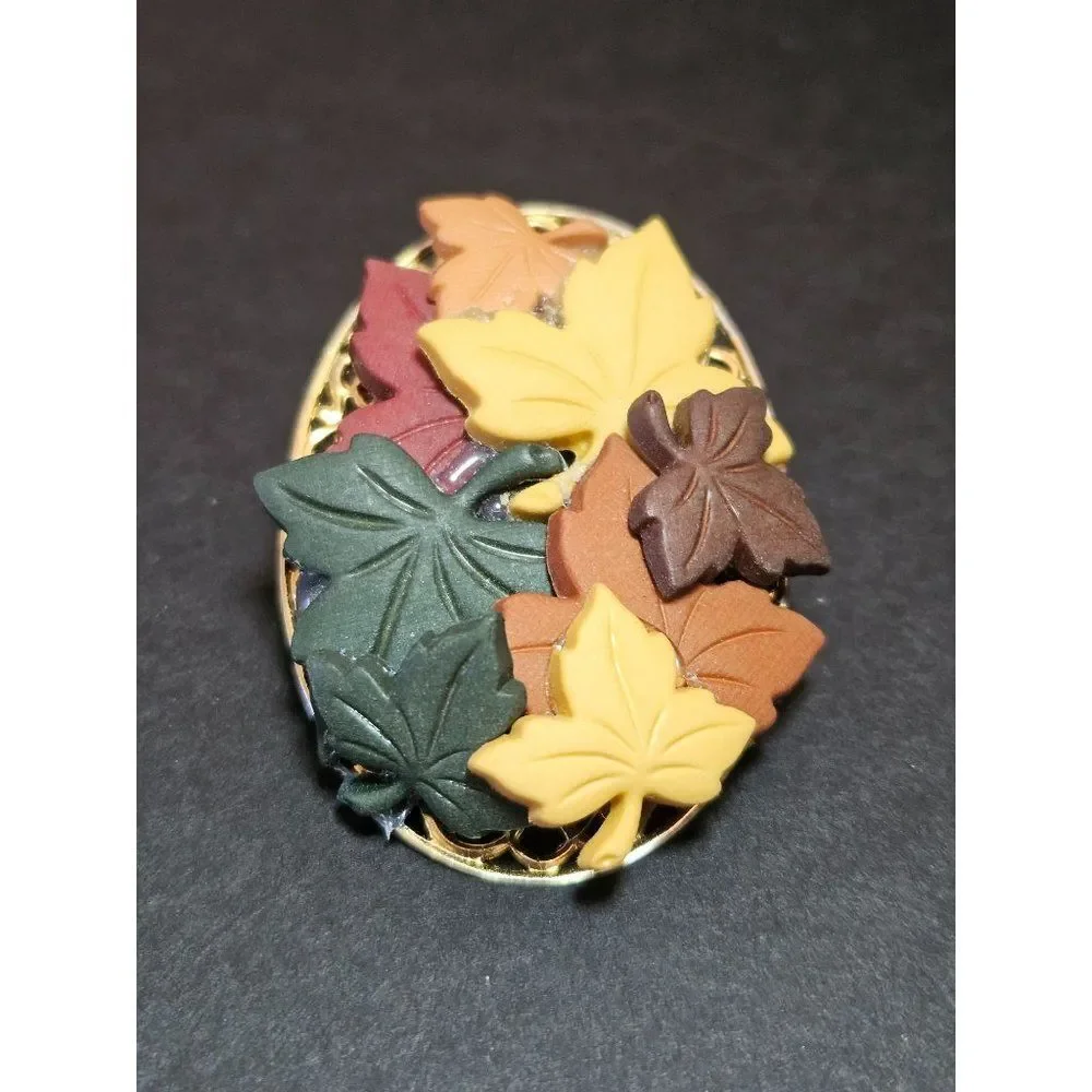 Vintage handmade fall leaf brooch